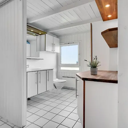 In With Sauna *